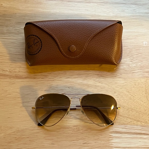 Ray Ban Aviator Gradient Sunglasses - Picture 8 of 10